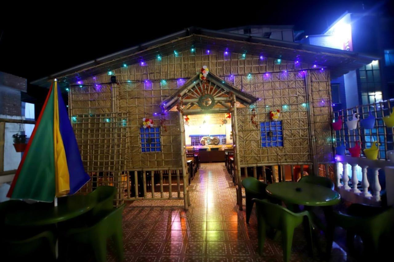 Rishikesh Grand Hotel Екстериор снимка